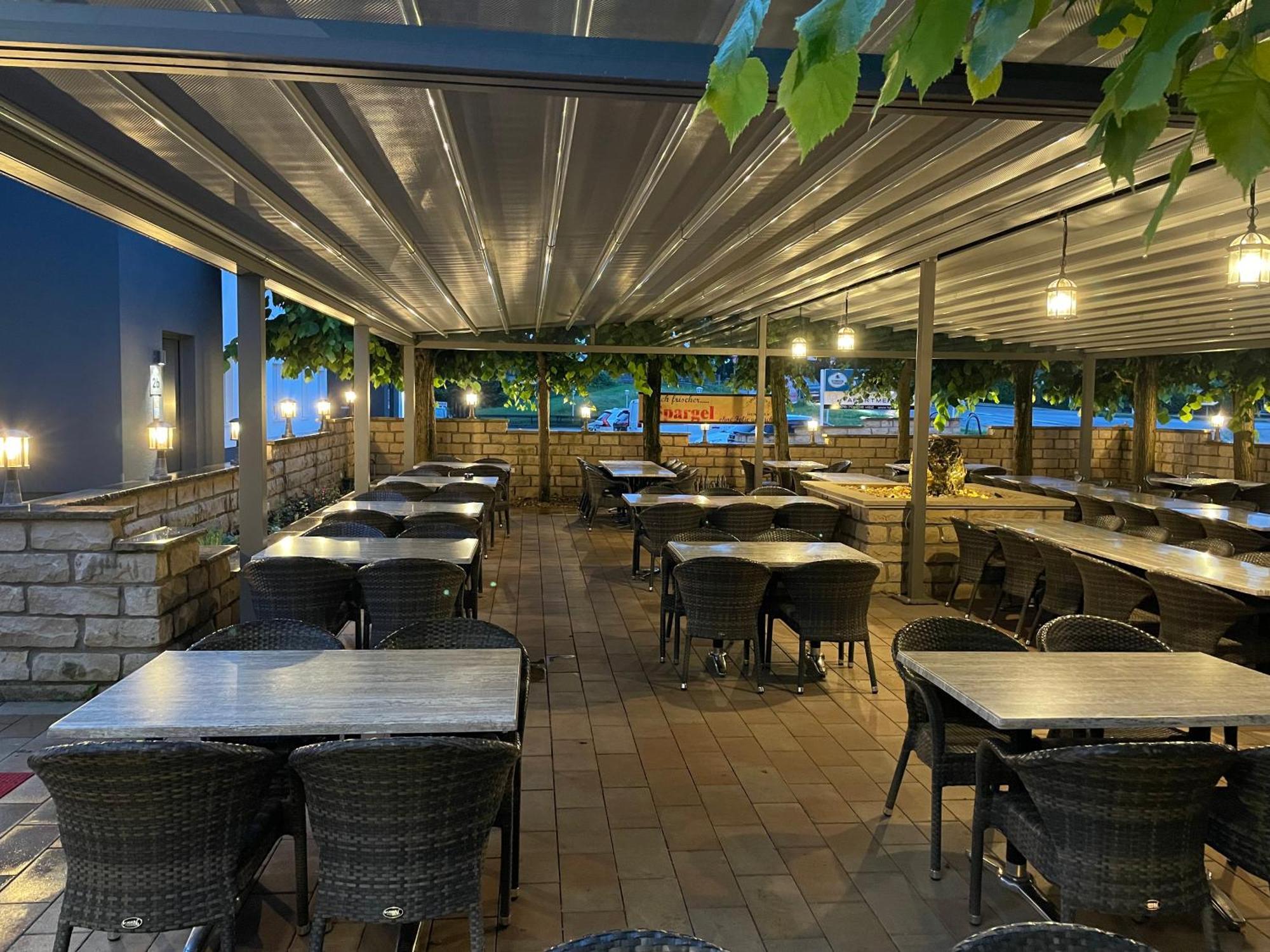 Lightplace: Smart Rooms with Biergarten & Restaurant Braunschweig Exterior photo