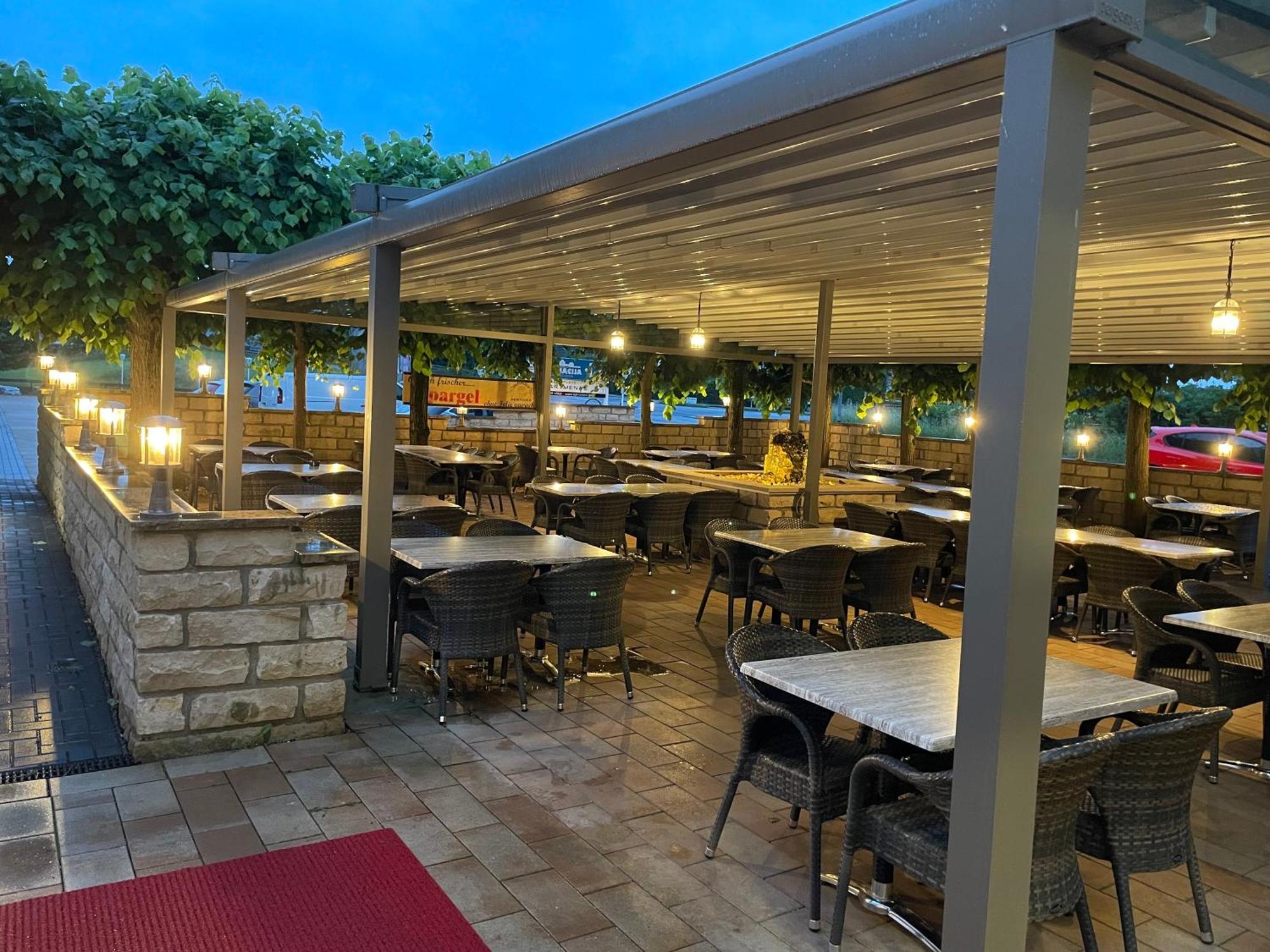 Lightplace: Smart Rooms with Biergarten & Restaurant Braunschweig Exterior photo
